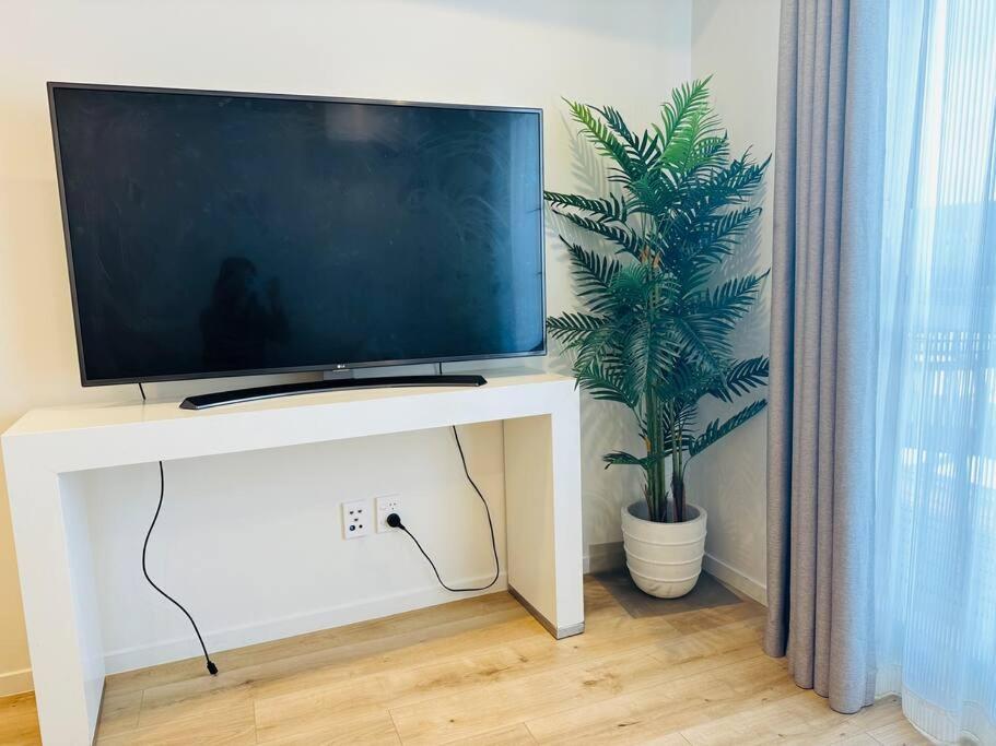 Otahuhu Town Centre Brand New Apartment 8B Оукланд Екстериор снимка